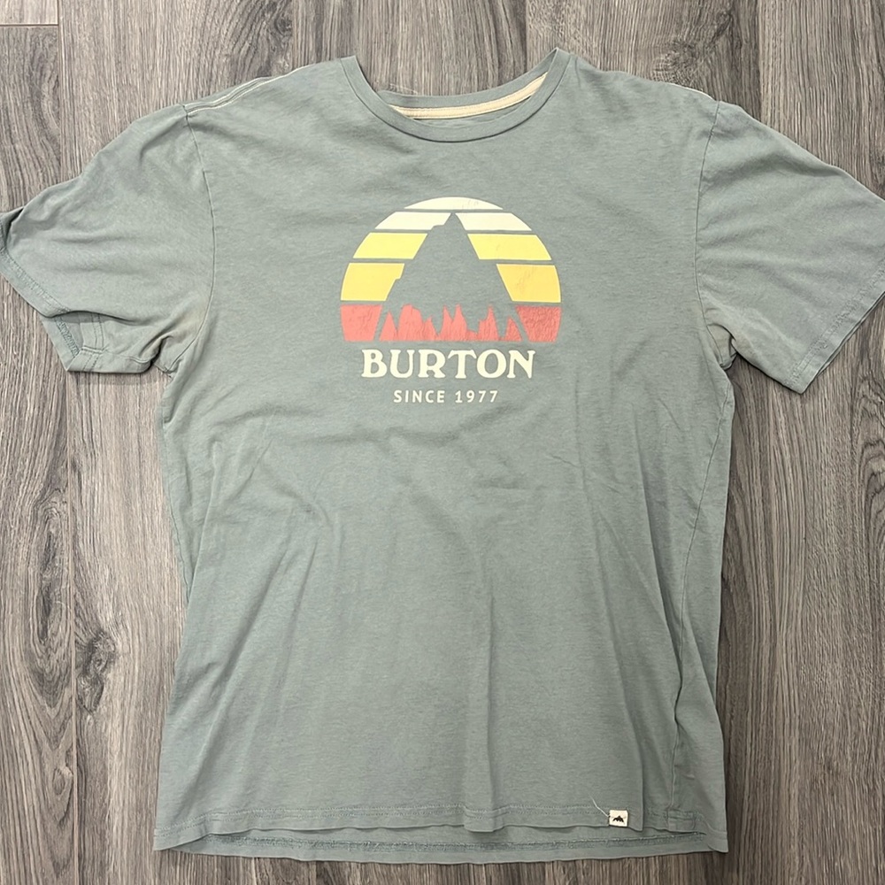 Burton snowboards T shirt